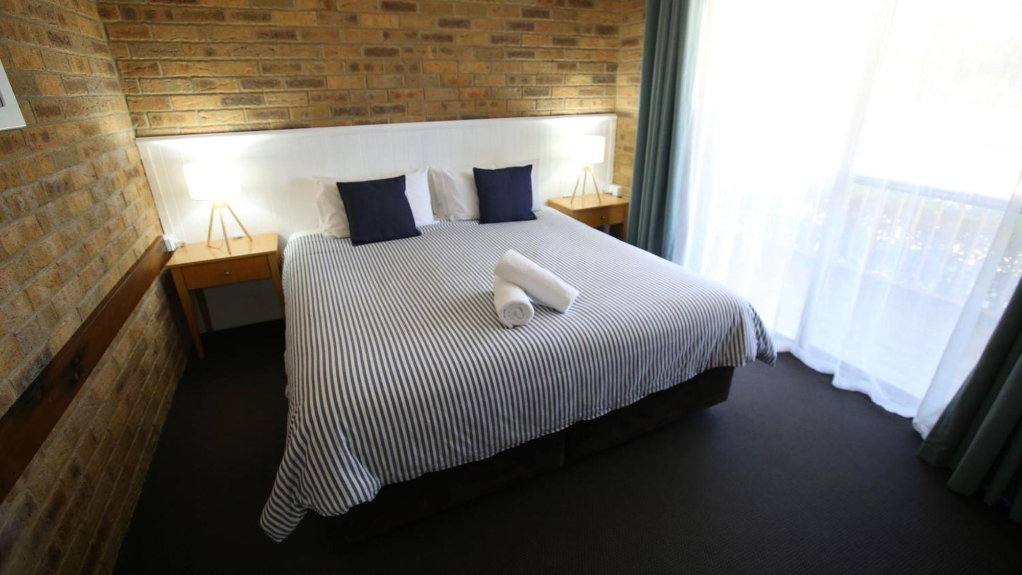 Hawks Nest Motel Экстерьер фото